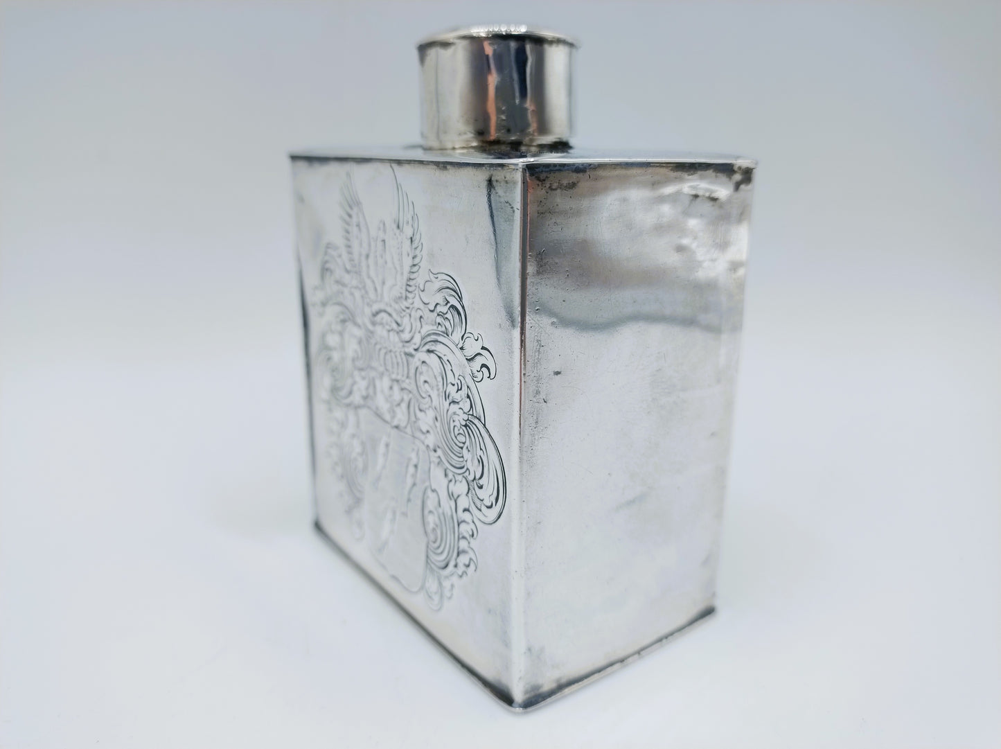 Zilveren theebus, A. de Rooy, Amsterdam, 1747