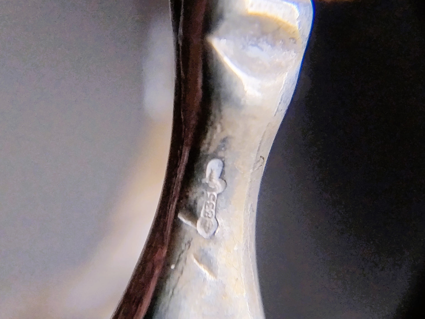 Oak room with 21 silver miniatures, Schoonhoven ca. 1975