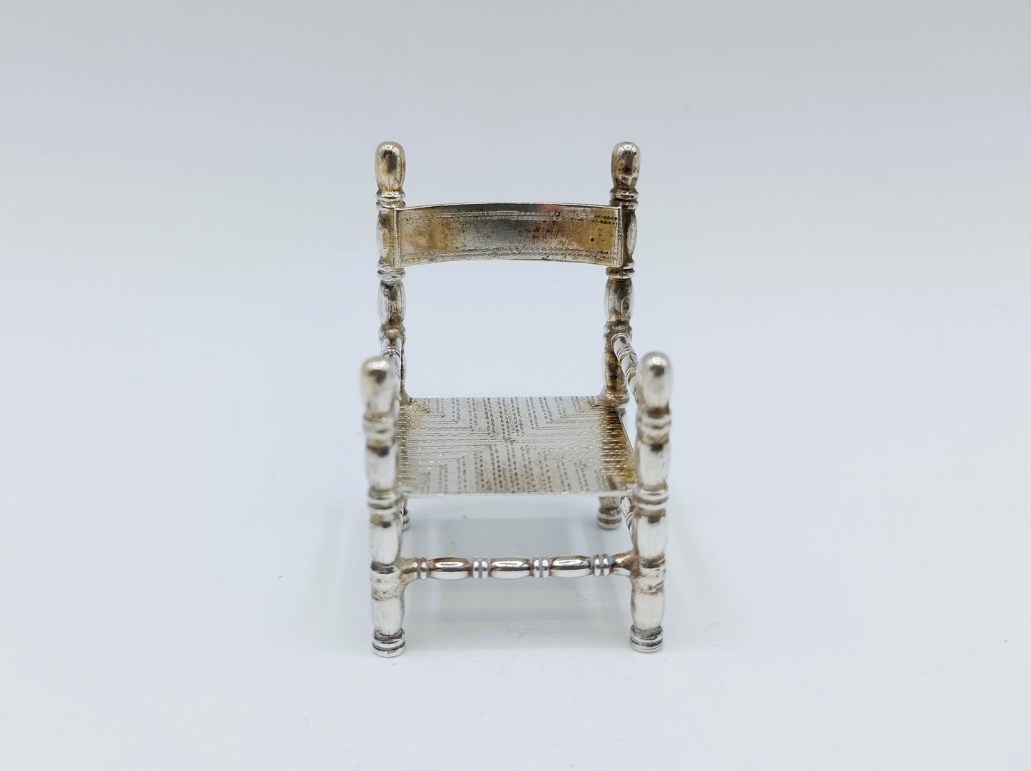 Oak room with 21 silver miniatures, Schoonhoven ca. 1975