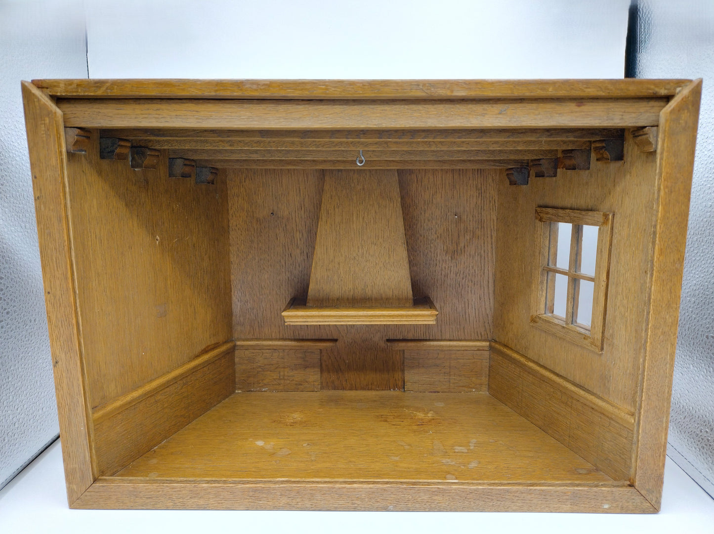 Oak room with 21 silver miniatures, Schoonhoven ca. 1975