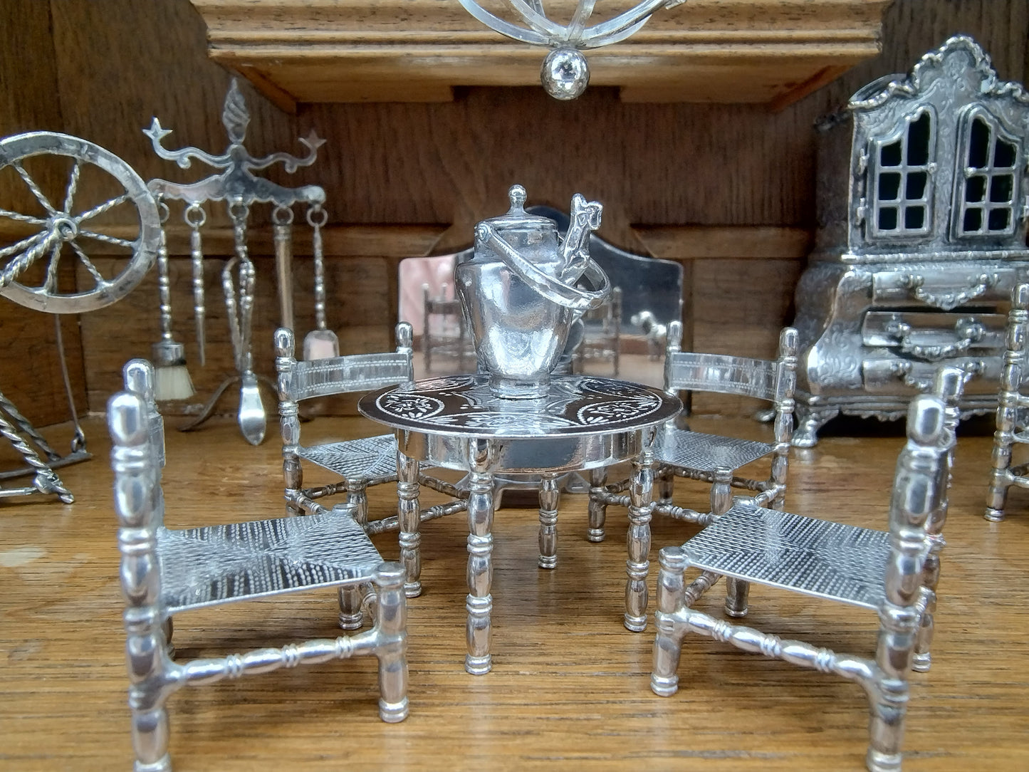 Oak room with 21 silver miniatures, Schoonhoven ca. 1975