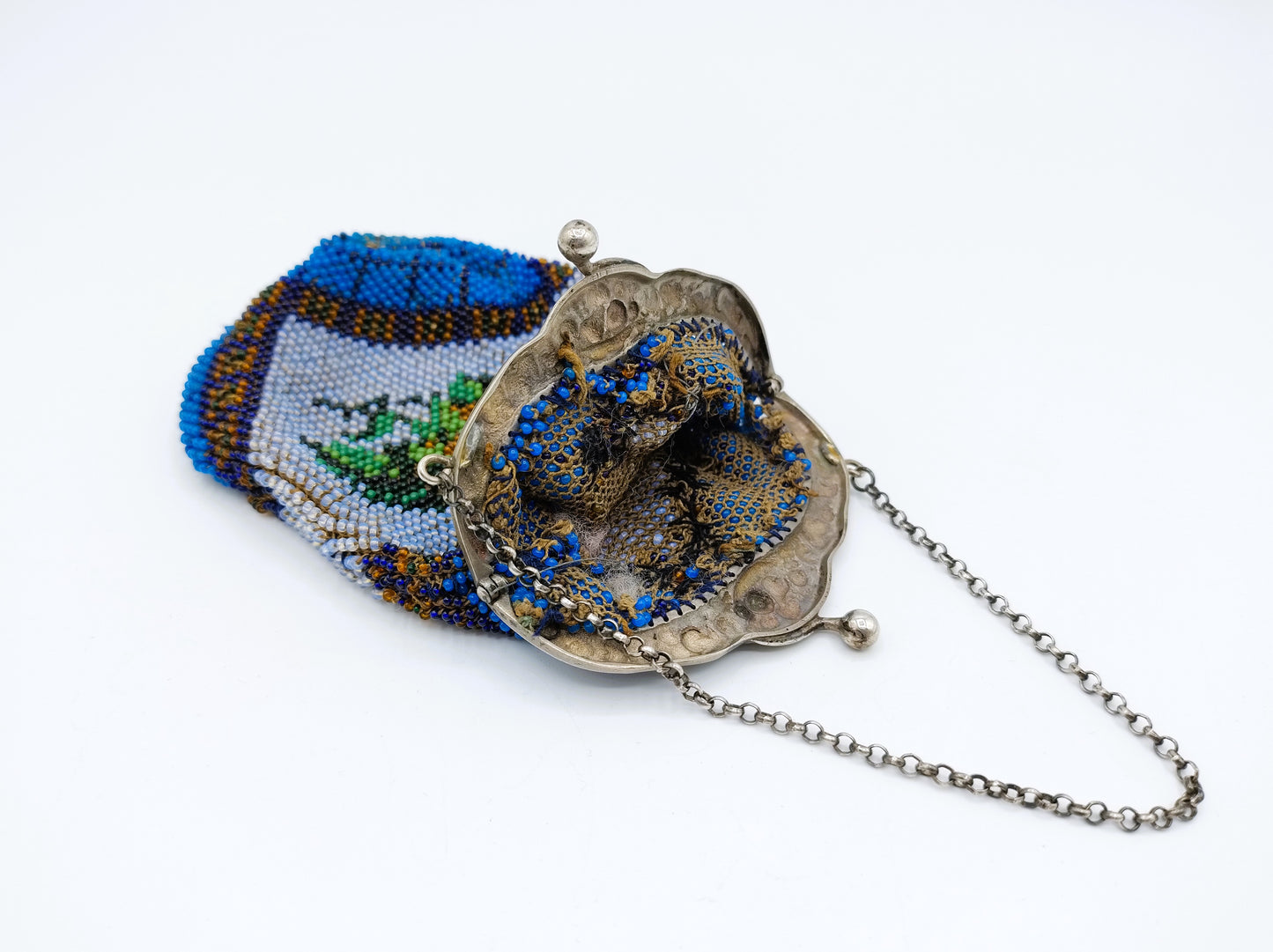 Silver bag clasp with beaded bag, Germany