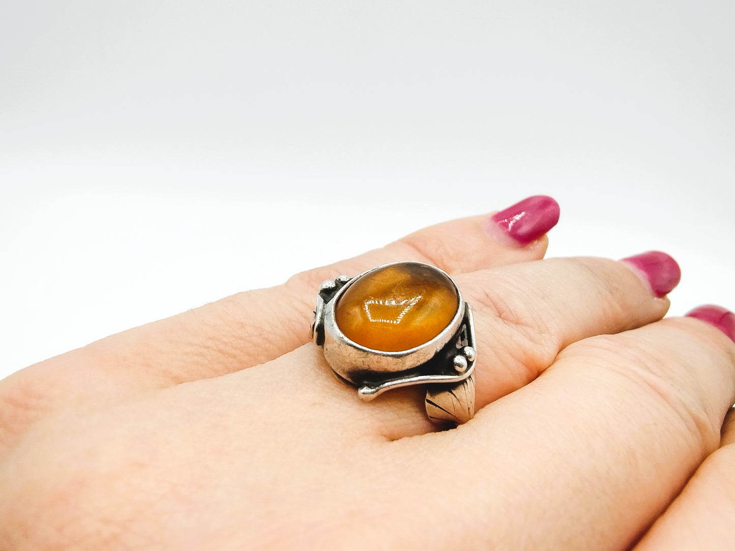 Silver ring with amber, 17 mm