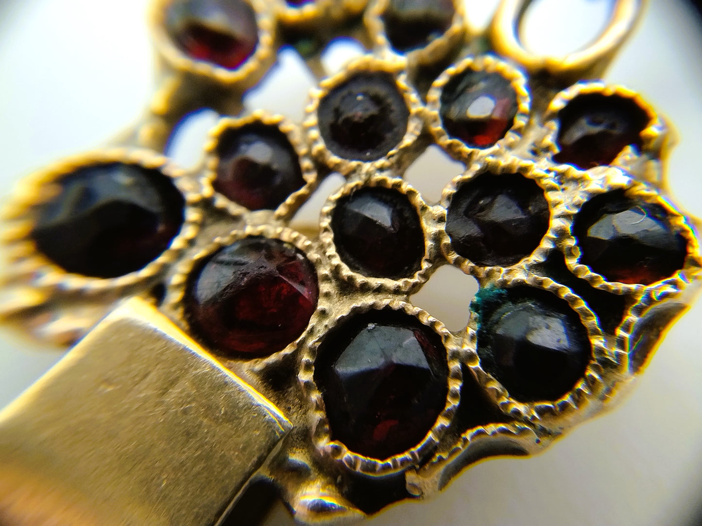 Garnet necklace with gold clasp