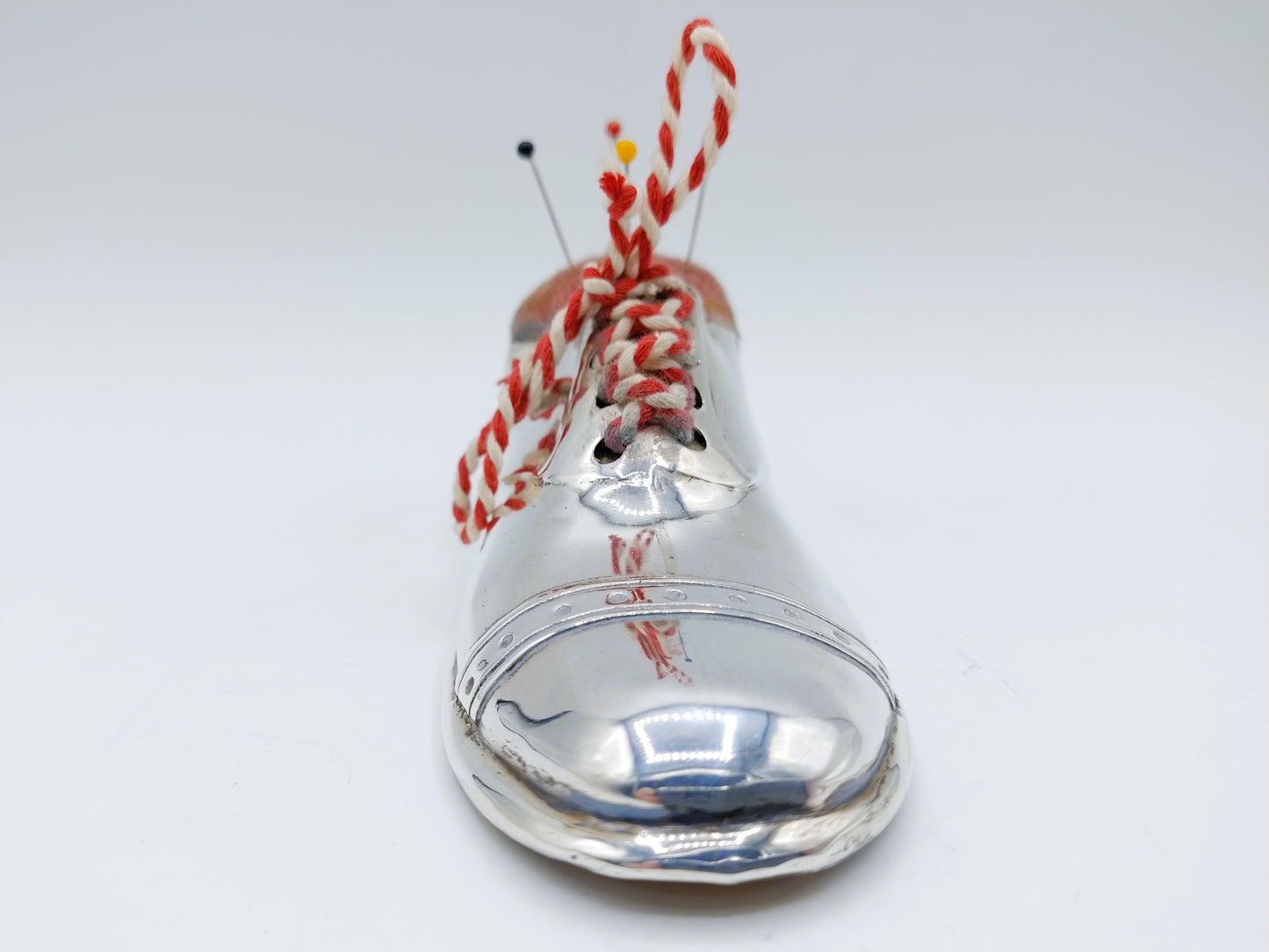 Silver shoe, pincushion, S. Blanckensee & Son, Birmingham, 1910