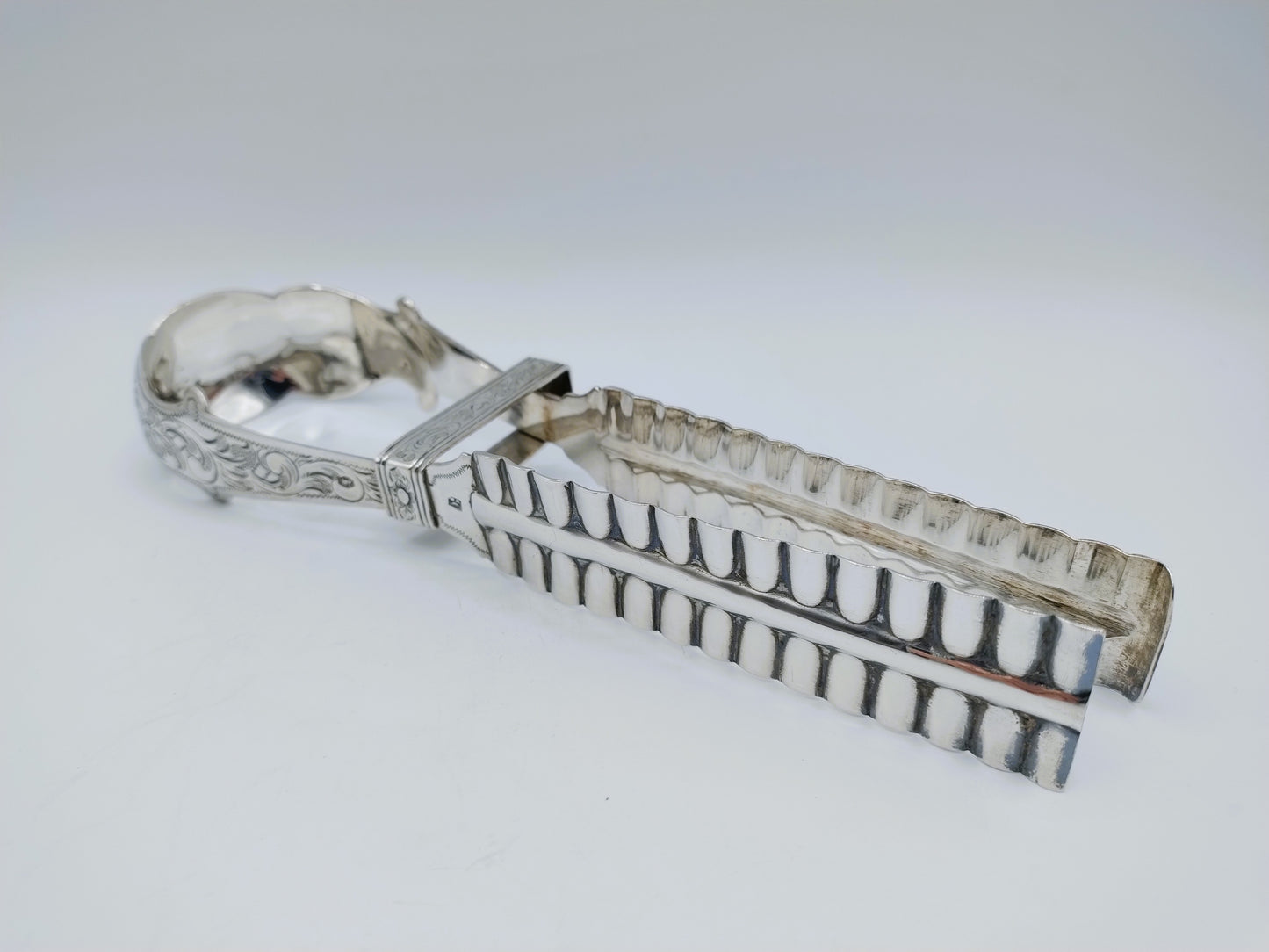 Silver asparagus tongs, Company J.M. van Kempen, Voorschoten, 1859