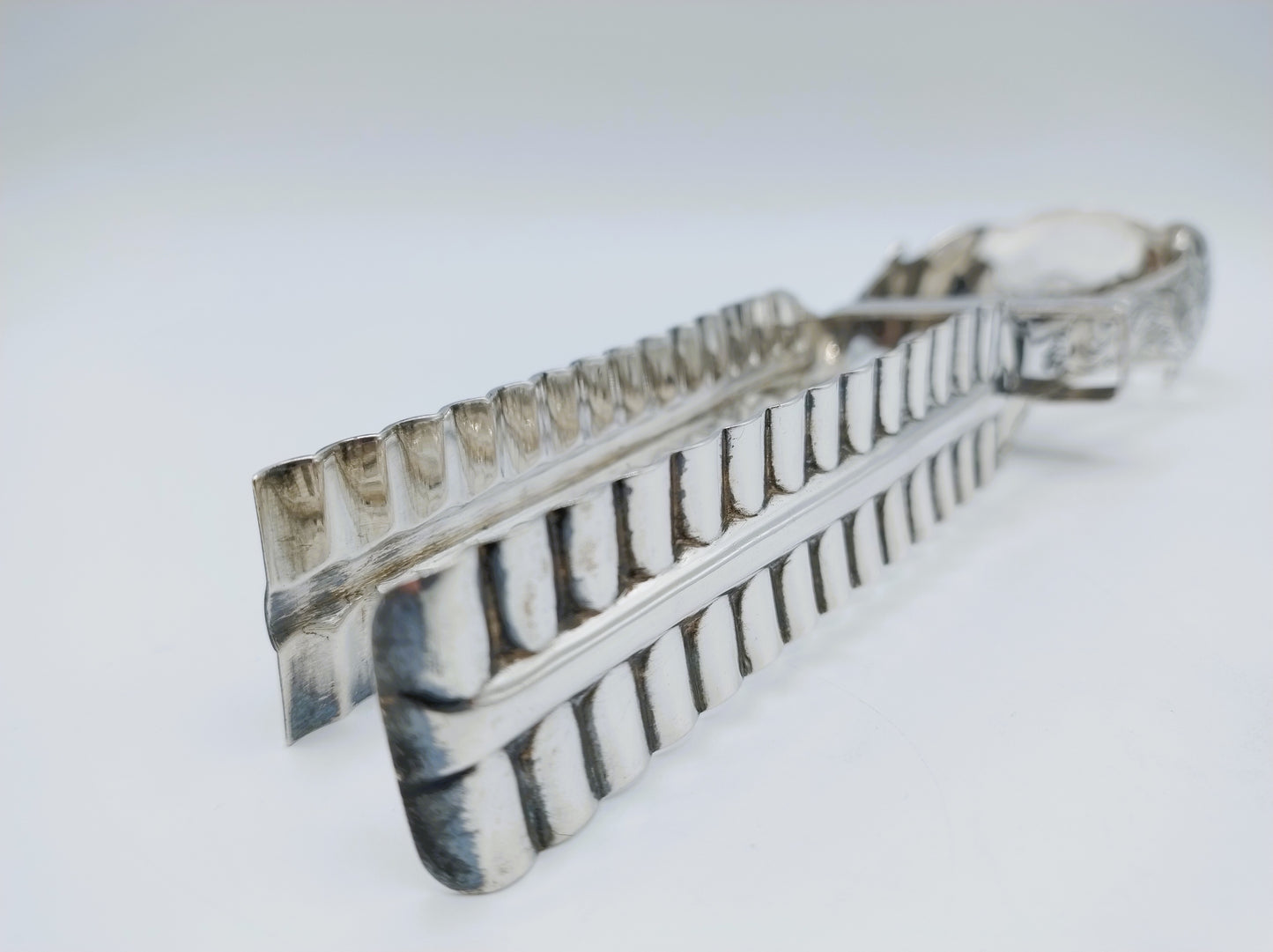 Silver asparagus tongs, Company J.M. van Kempen, Voorschoten, 1859