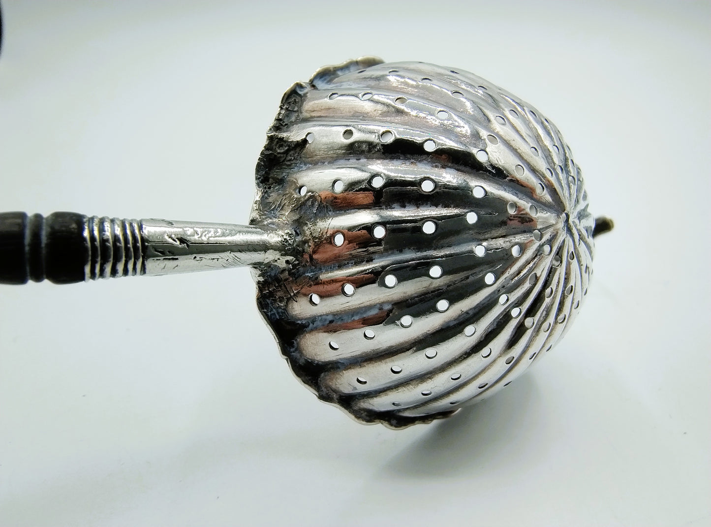 Zilveren theeschepje en theezeefje, J. Haas, Amsterdam, 1810