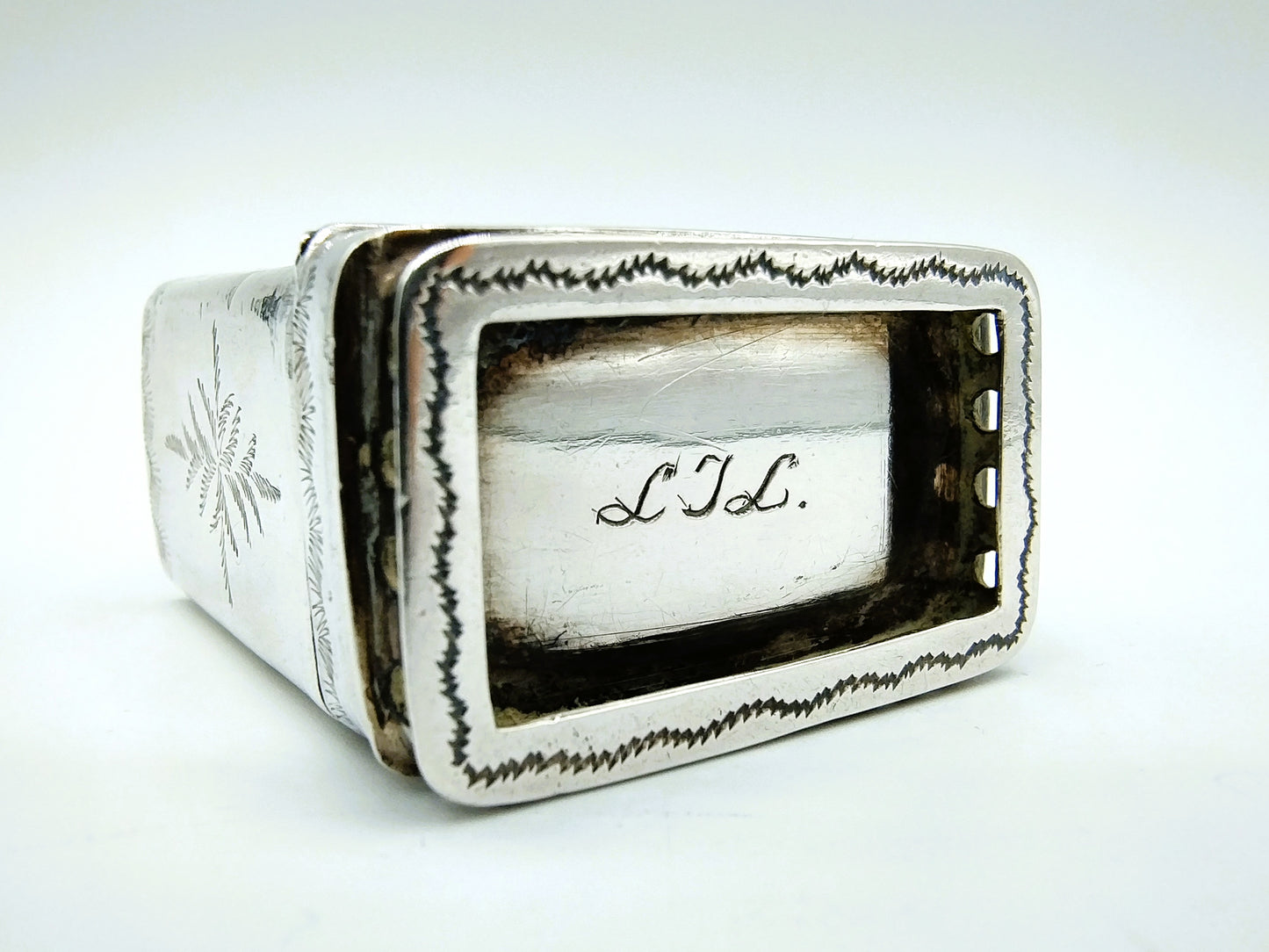 Silberne Loderein-Box, P. Kuilenburg, Schoonhoven, 1837