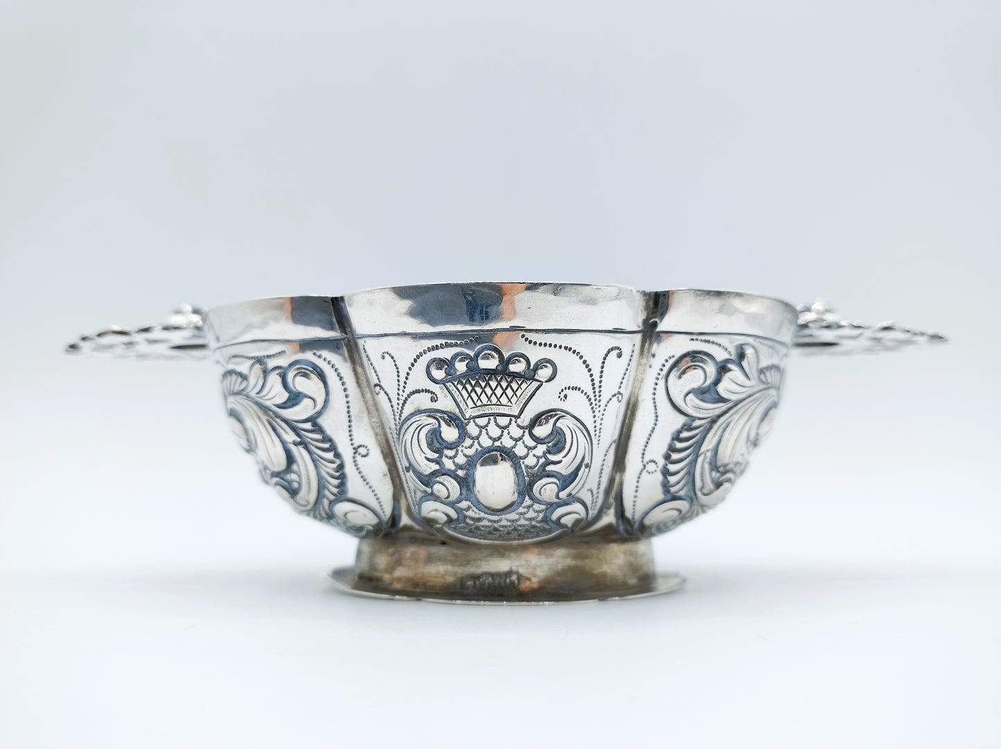 Zilveren brandewijnkom, A. de Haas, Sneek, 1893