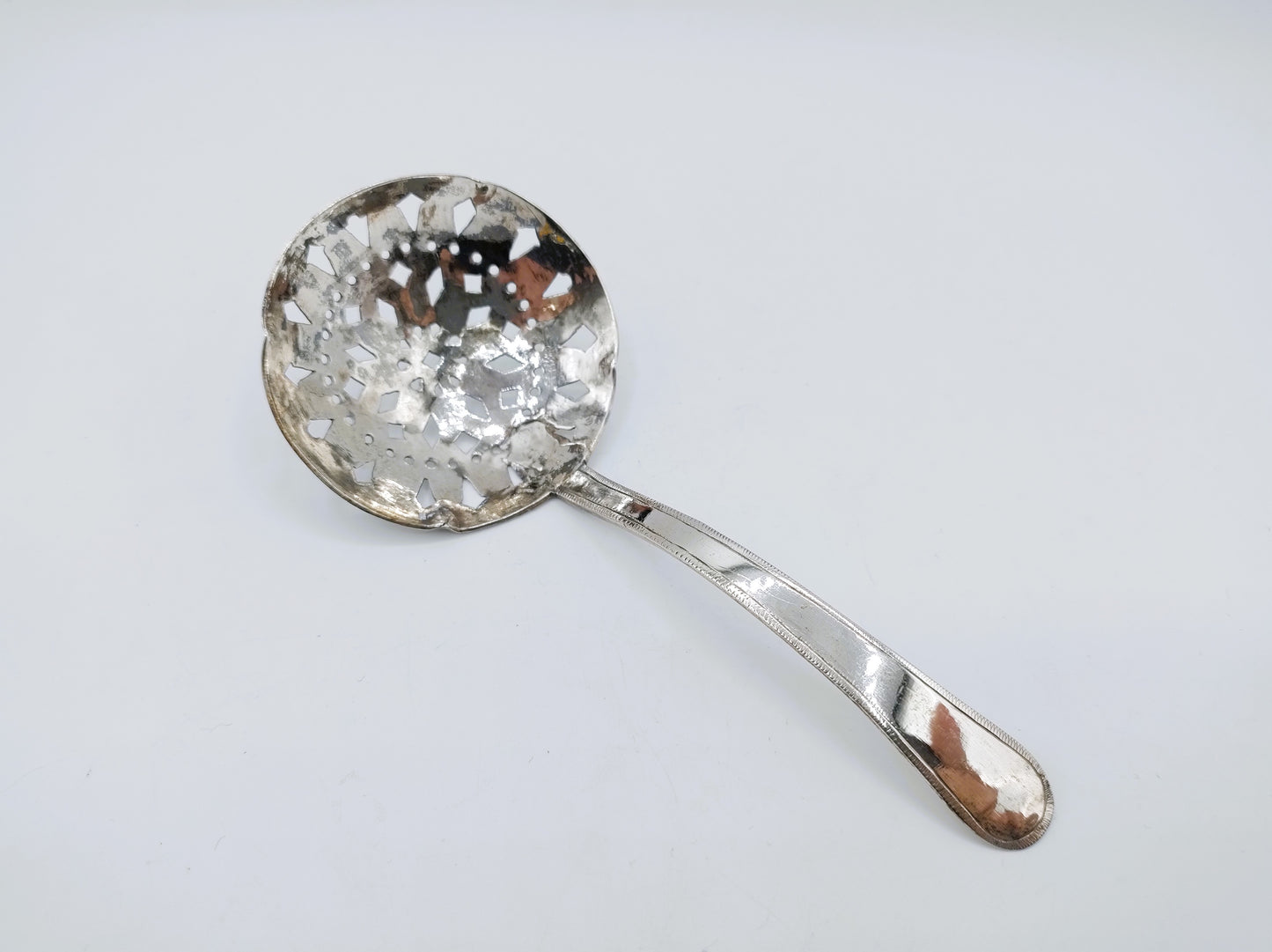 Zilveren strooilepel, G.T. Veersema, Nieuweschans, ca. 1815