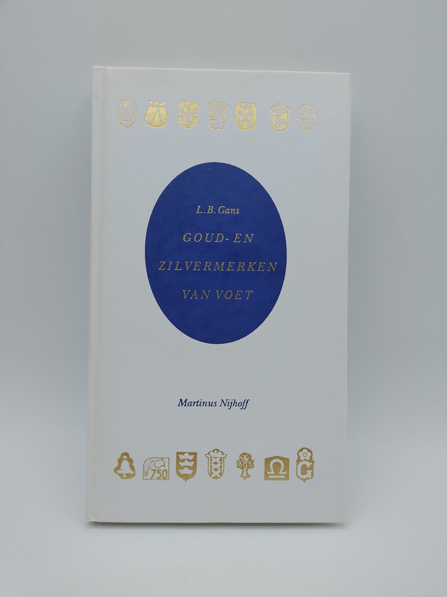 Goud en zilvermerken van Voet, L.B. Gans
