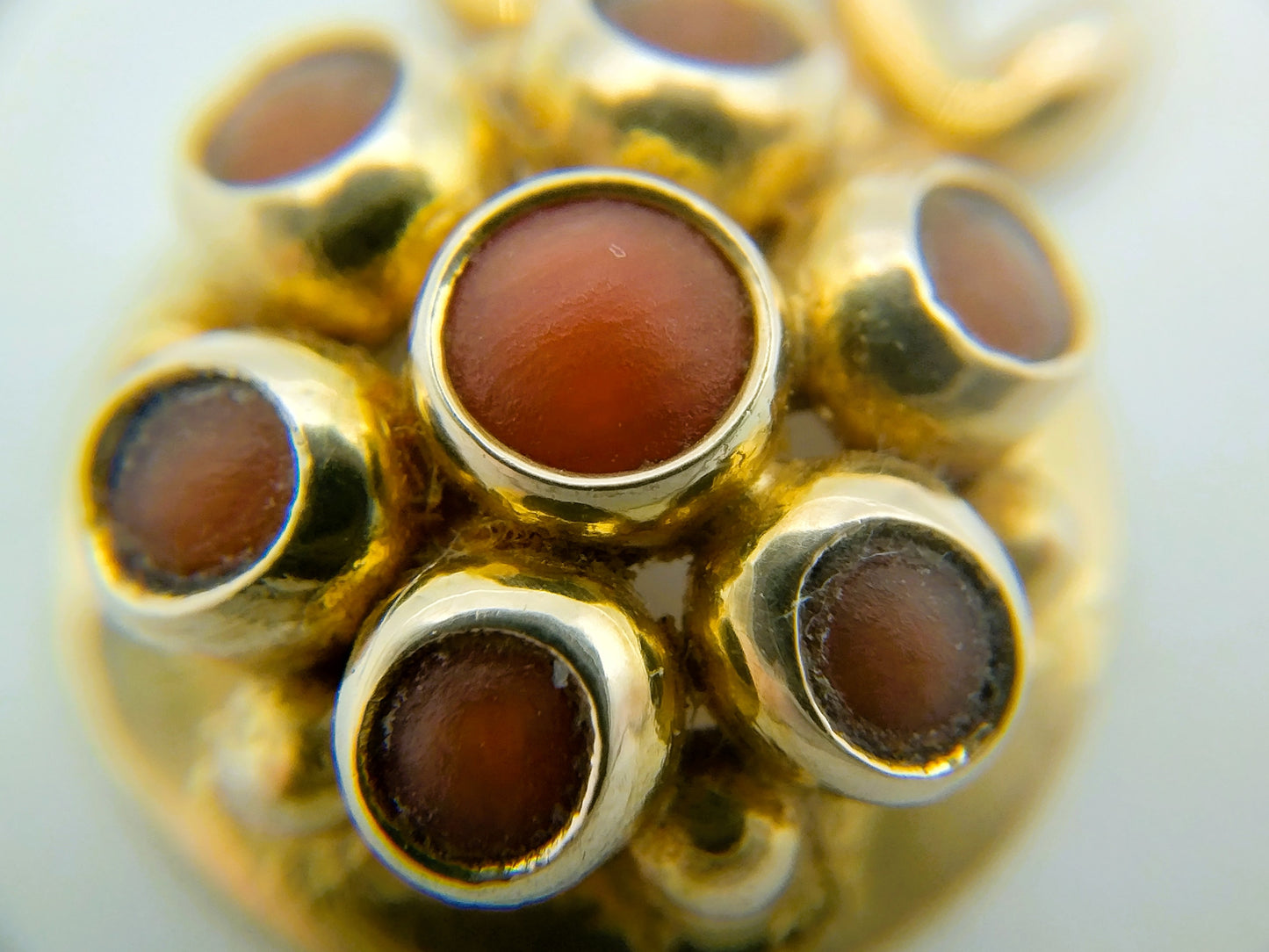 Gold pendant with blood coral, 14 carat