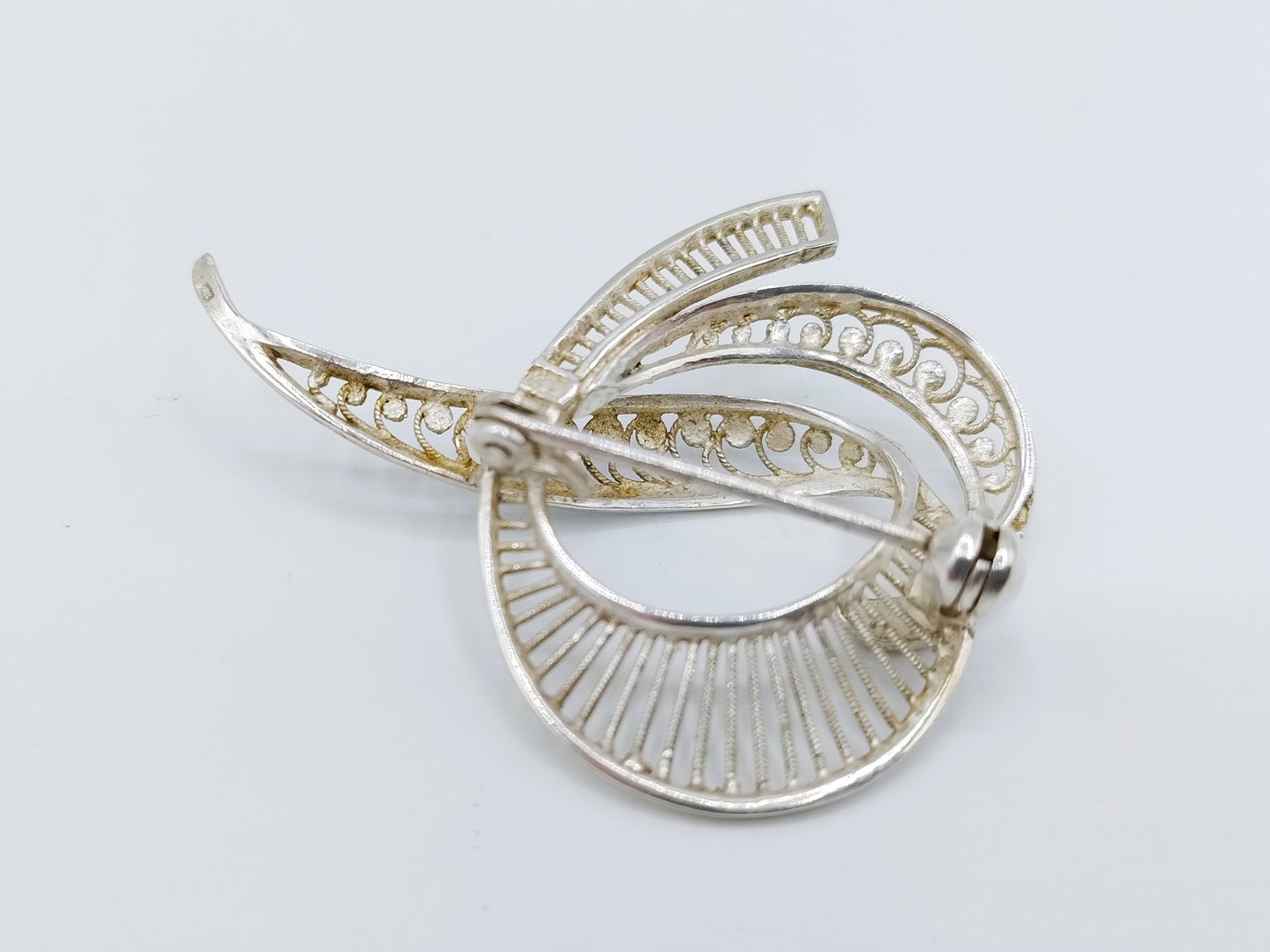 Silver filigree brooch, 925