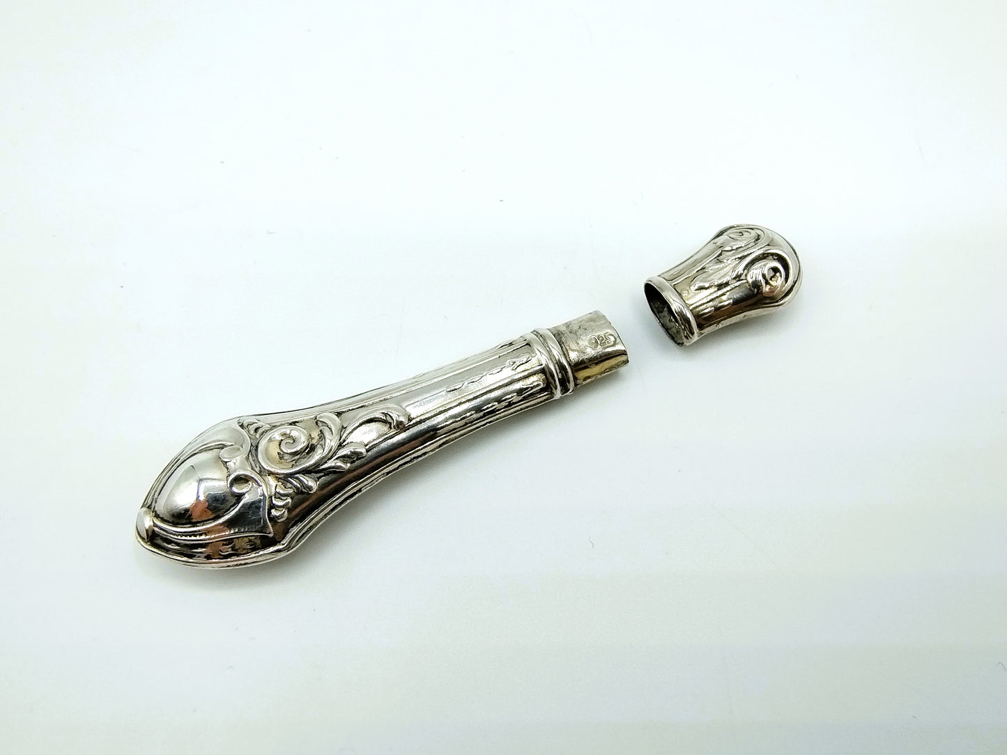 Nadeletui aus Silber, 925