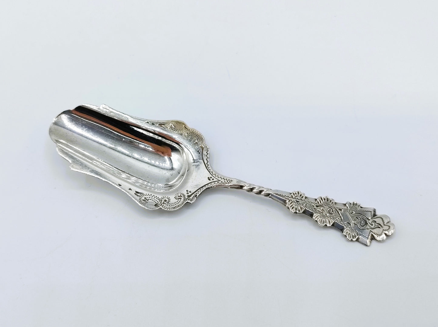 Zilveren suikerlepel, G. van de Bergh Lzn, Schoonhoven, ca. 1885