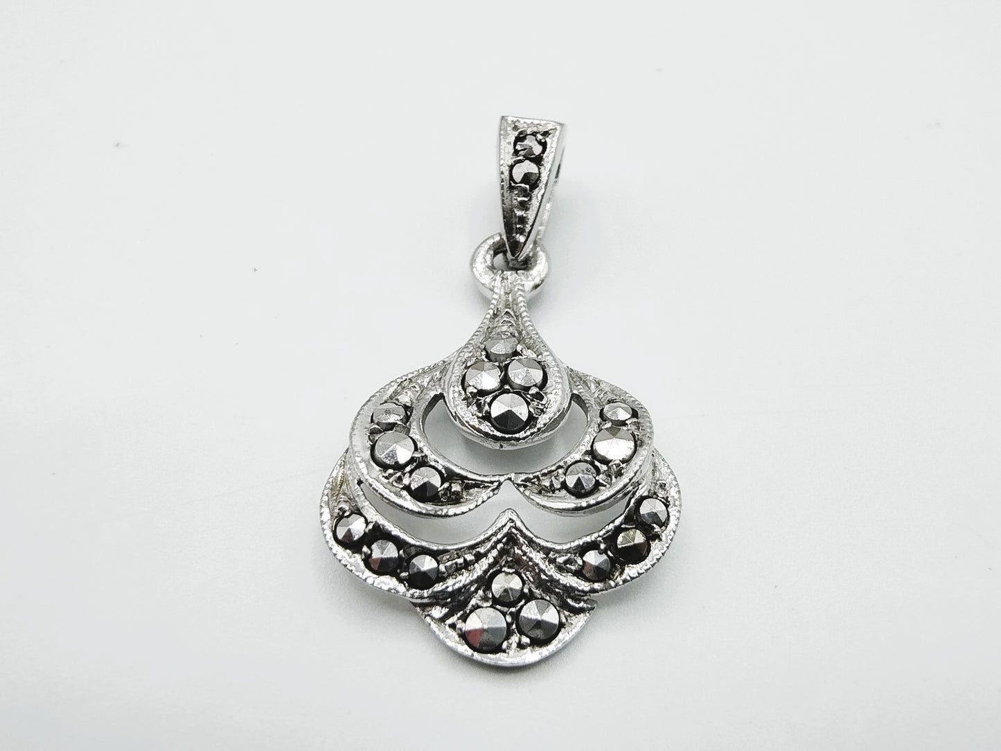 Silver pendant with marcasite, 835