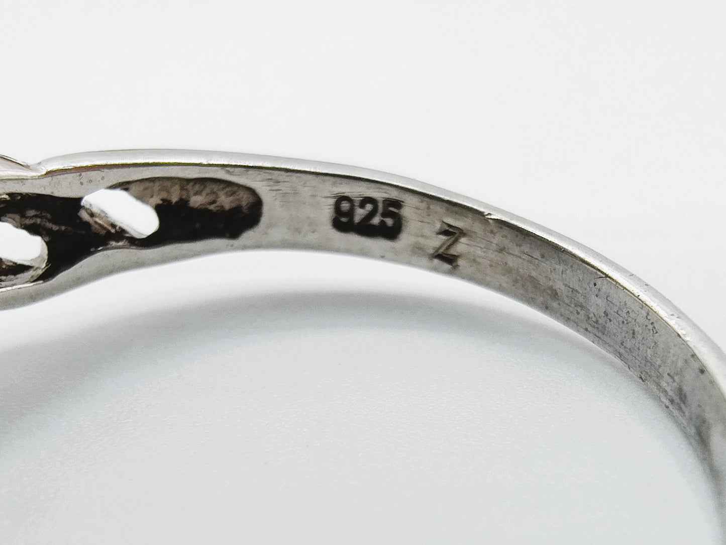 Silberring mit Zirkonia besetzt, 17,75 mm, 925
