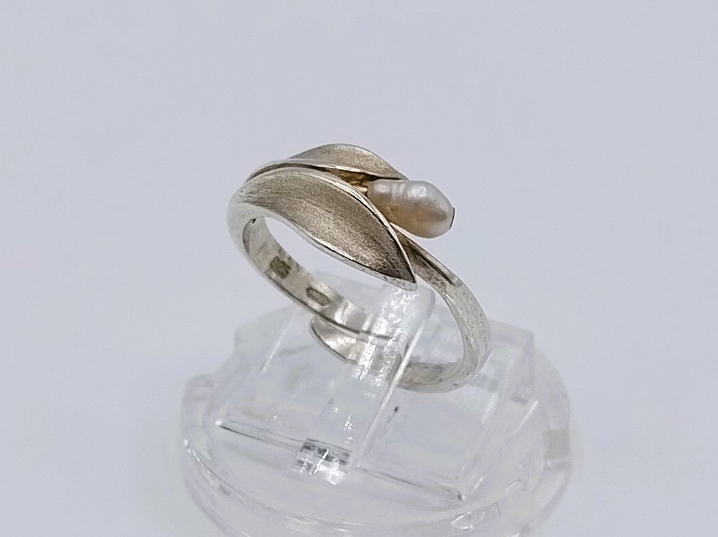 Silberring mit Naturperle, Universalgröße