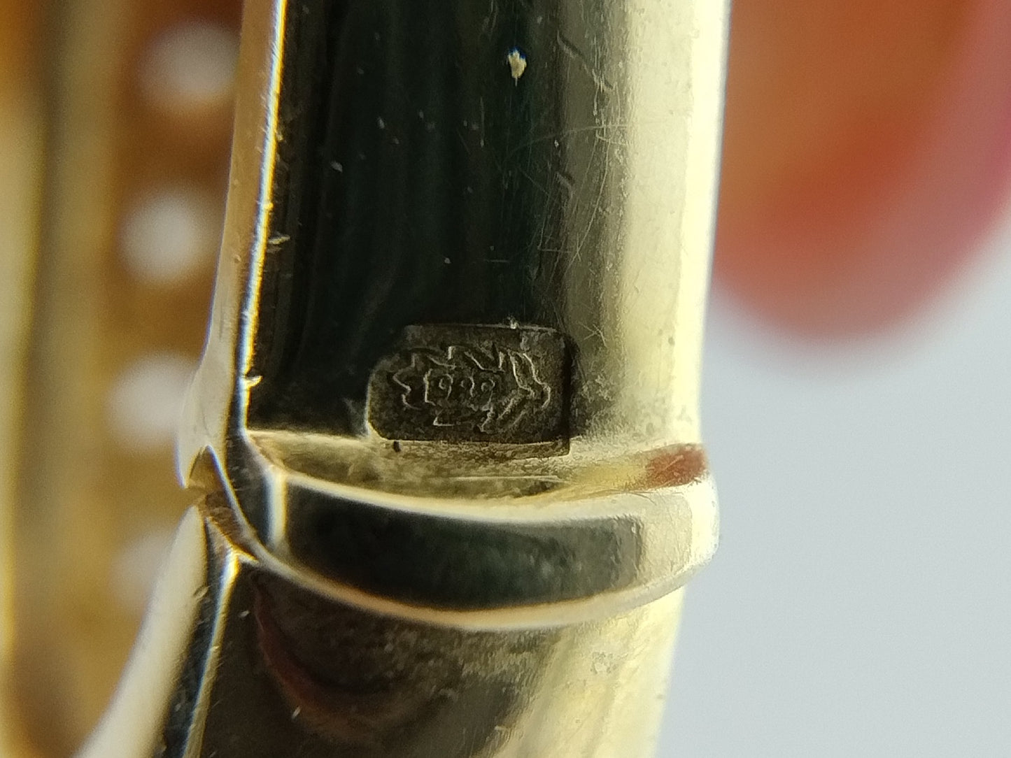 Gold pendant with pearl, 14 carat