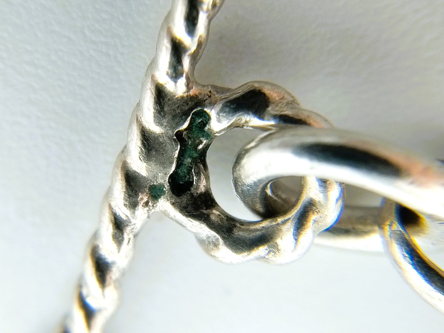 Silver jasseron chain with silver 10 guilder pendant, 73 cm