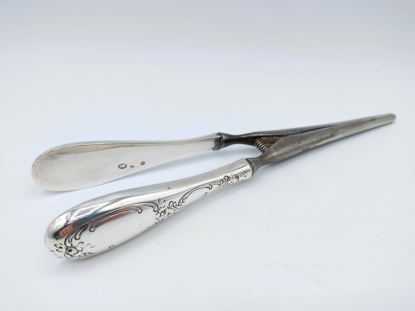 Handschoenspanner met zilveren heften, D. en I. Vos en A. Schoorl, Haarlem, 1918