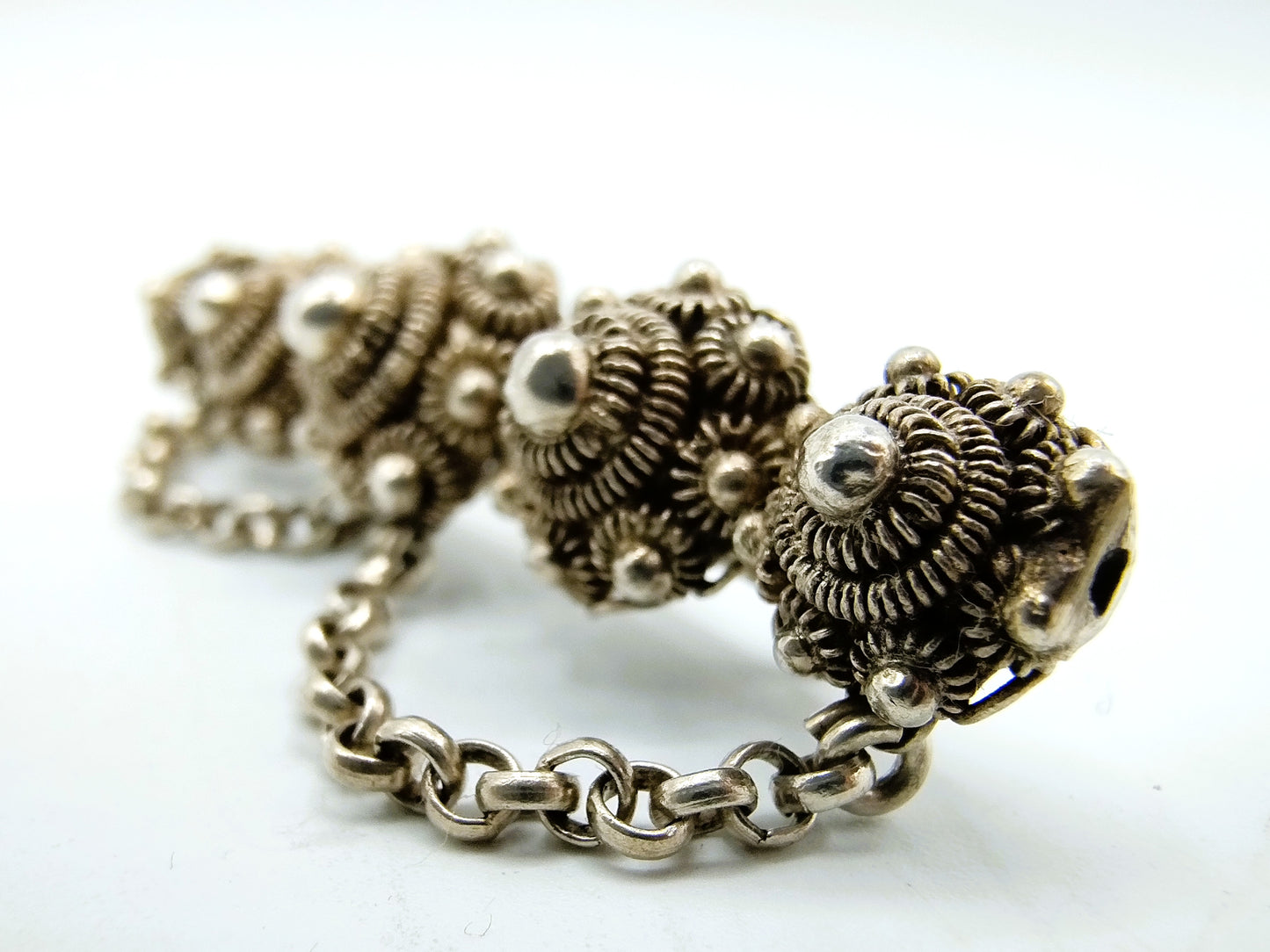 Silver Zeeland button brooch