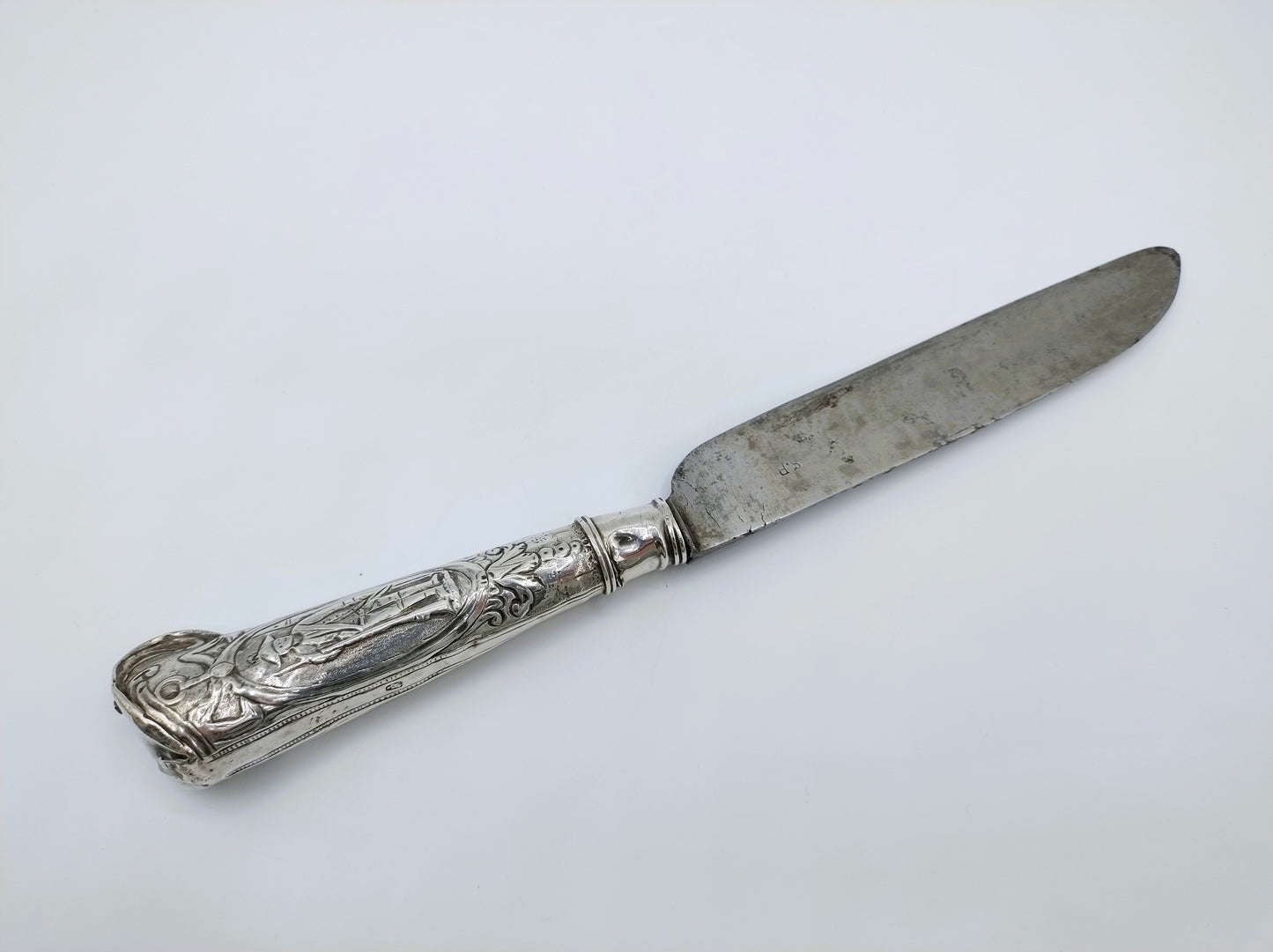 Holländisches Messer mit silbernem Griff, Soldaten, 18. Jahrhundert