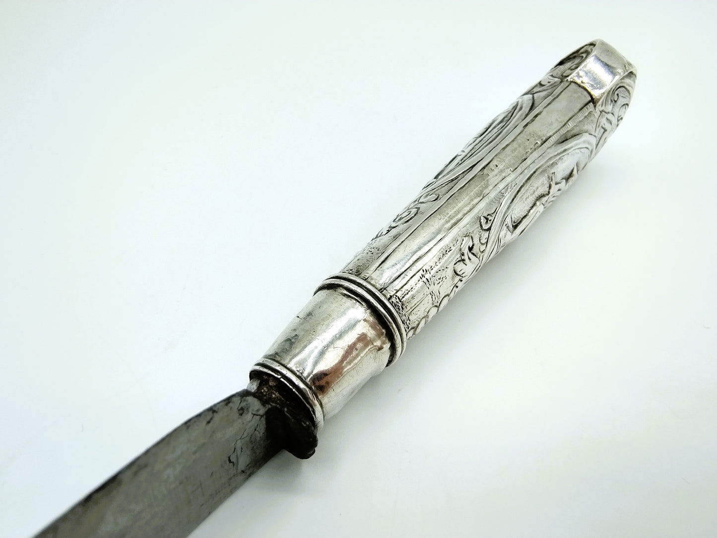 Holländisches Messer mit silbernem Griff, Soldaten, 18. Jahrhundert