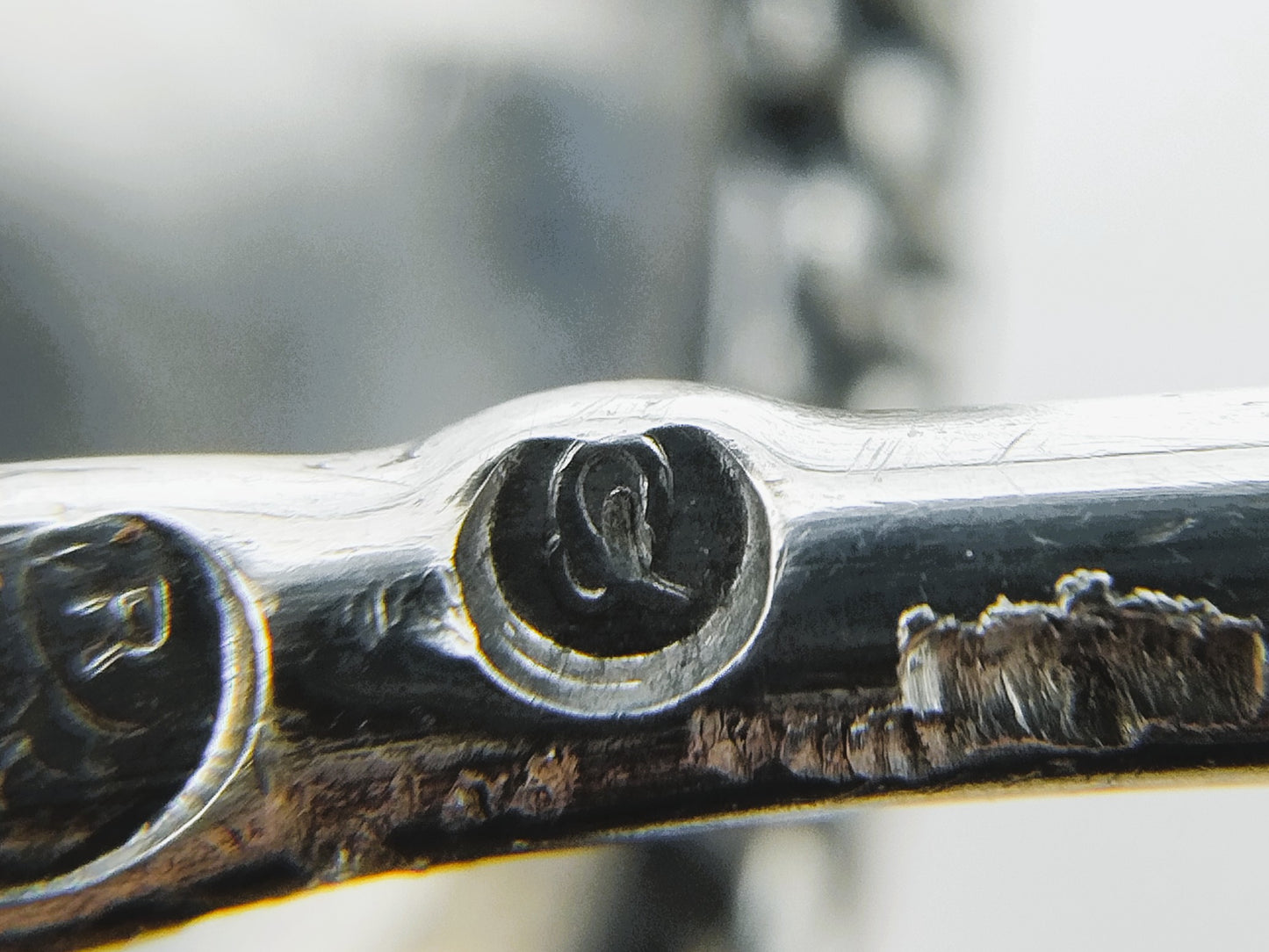Silver trouser pieces, South Beveland, Cor Kuijf, Schoonhoven, 2000
