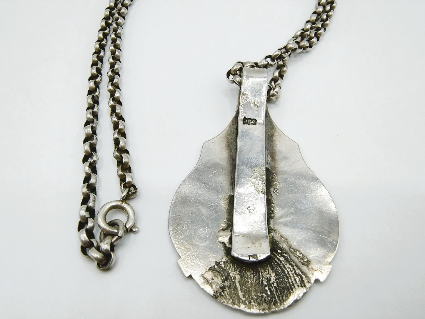 Silberne Jasseronkette mit Anhänger aus dem 18. Jahrhundert, 66,5 cm.