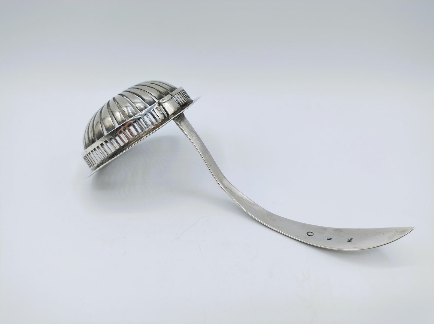 Silver sprinkling spoon, G. Biemans, Rotterdam, 1829