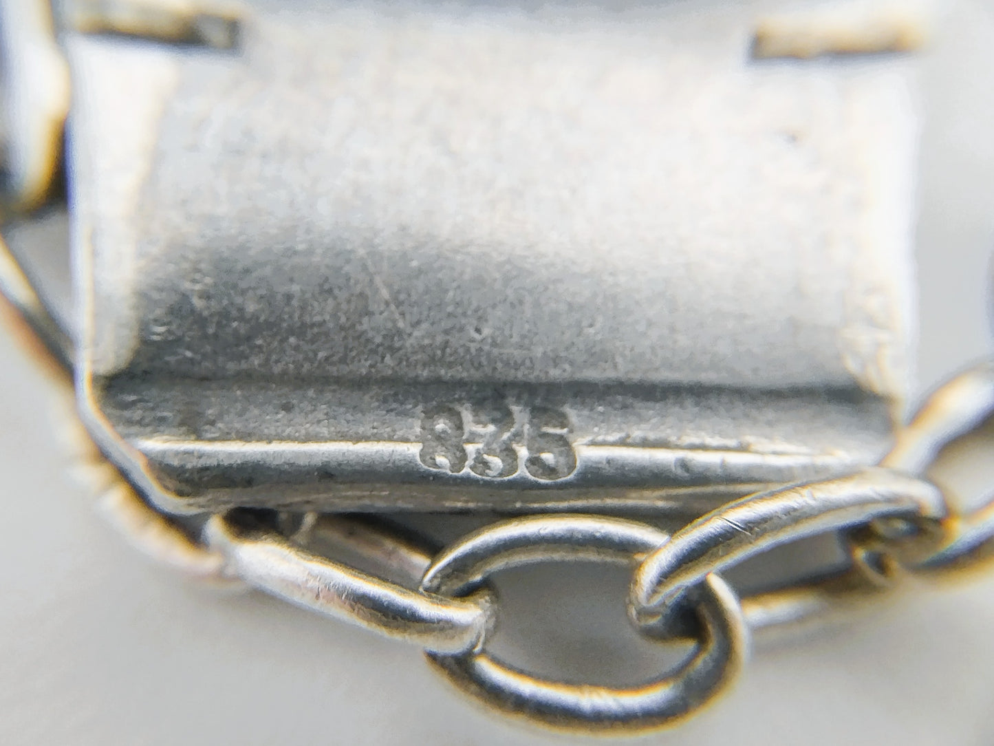 Zilveren dameshorloge, Lasita Quartz, 16 cm + zilveren ring met granaat, 18 mm
