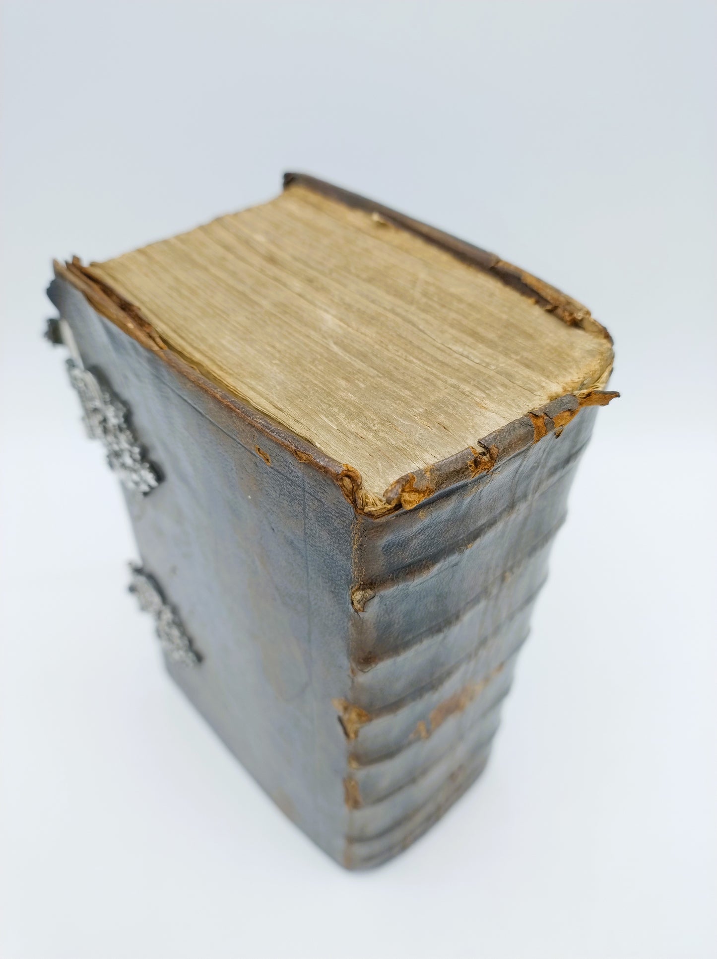 Bibel mit Silberverschlüssen, J. Peereboom, Leeuwarden, ca. 1760