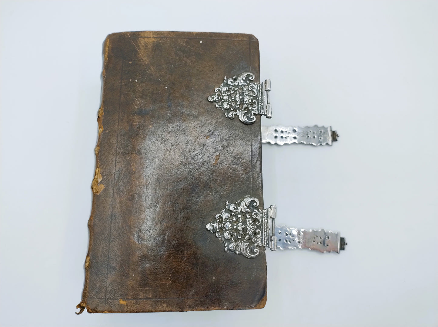 Bibel mit Silberverschlüssen, J. Peereboom, Leeuwarden, ca. 1760