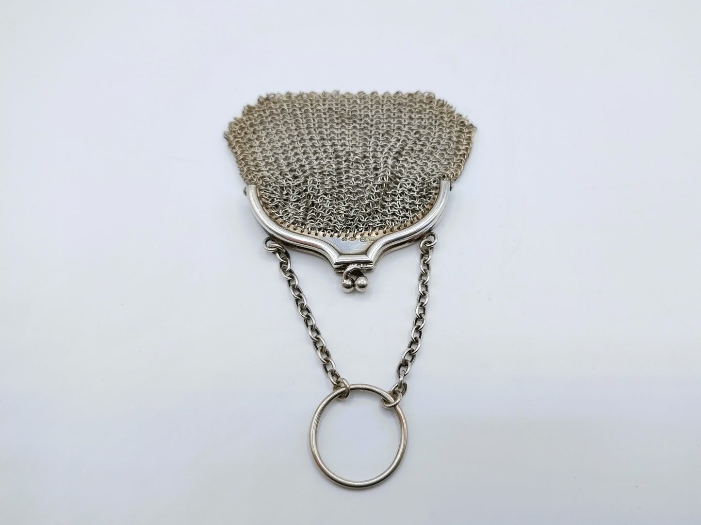 Zilveren beugeltasje met maliënkolder, Londen, 1915