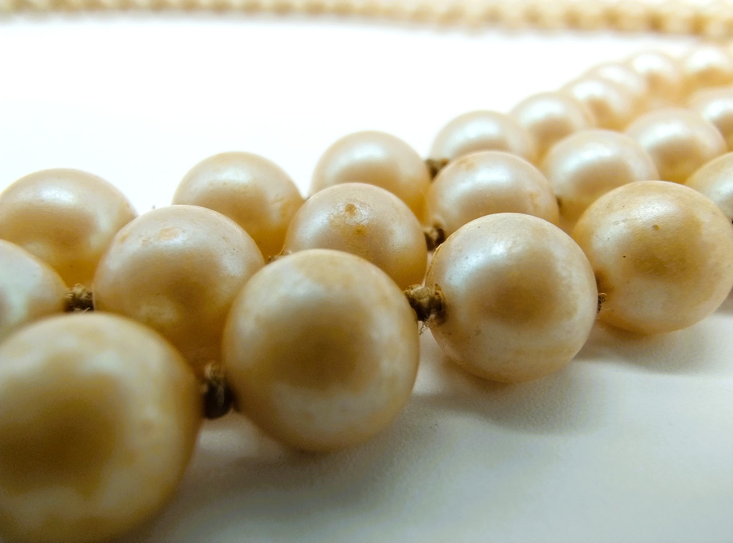 Pearl necklace with silver clasp, 144 cm (!)