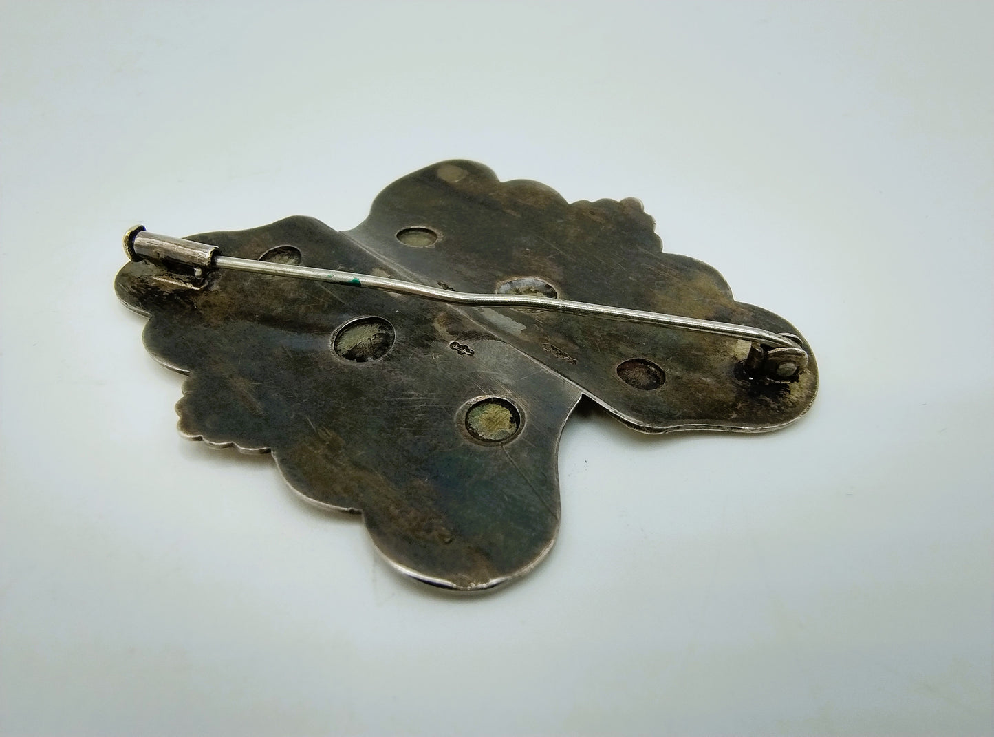 Gold/silver brooch with Biedermeier decoration.