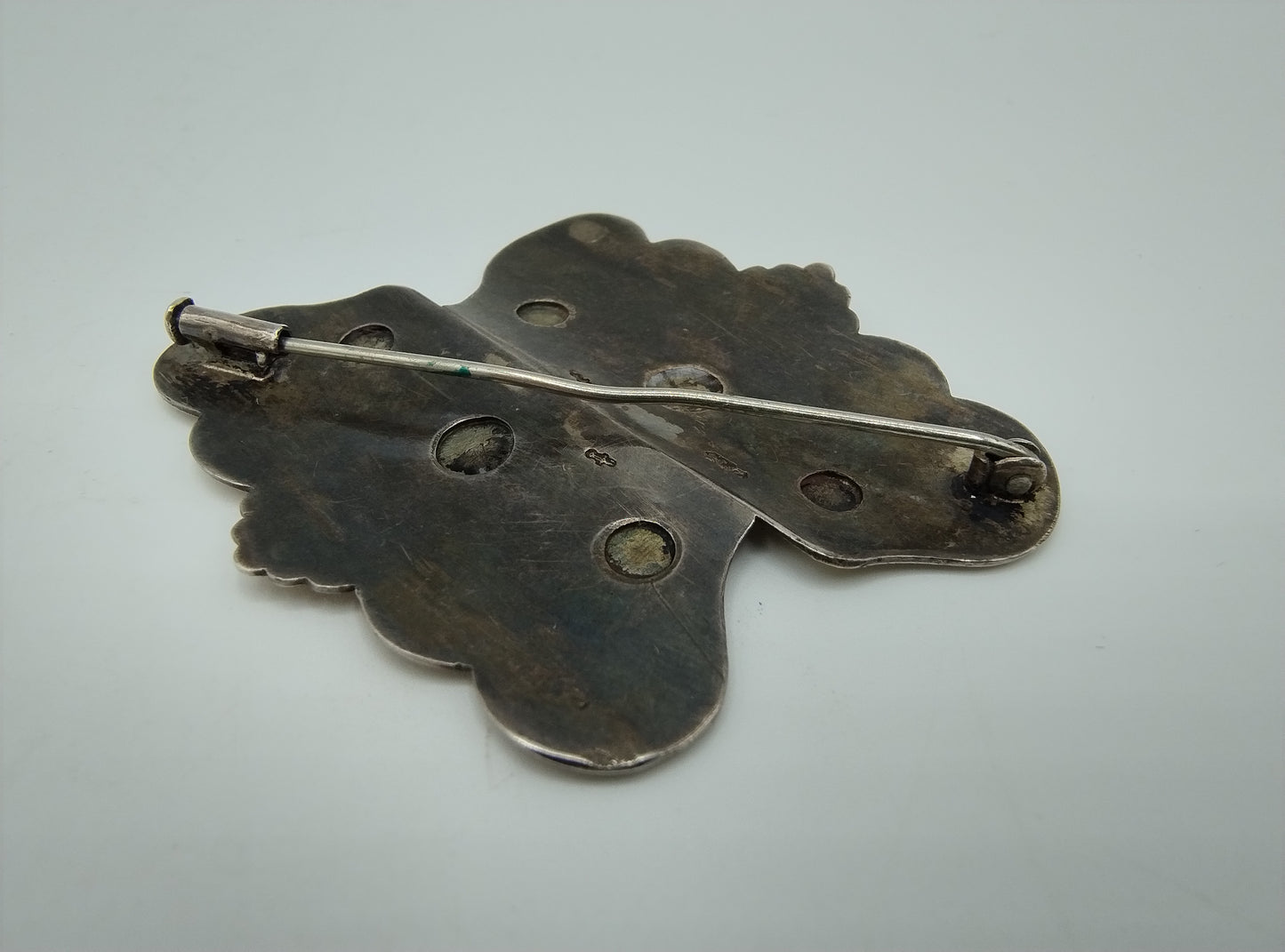 Gold/silver brooch with Biedermeier decoration.