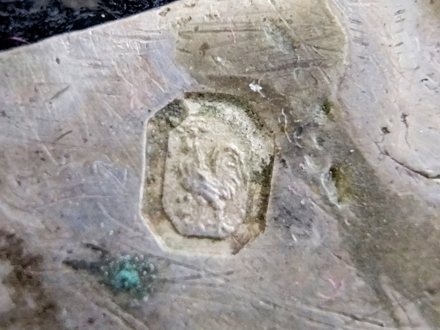 Zilveren tasbeugel met rokhaak, G. van Goethem, 1798 en C. Rozenburg, 1815, Middelburg en Schoonhoven.