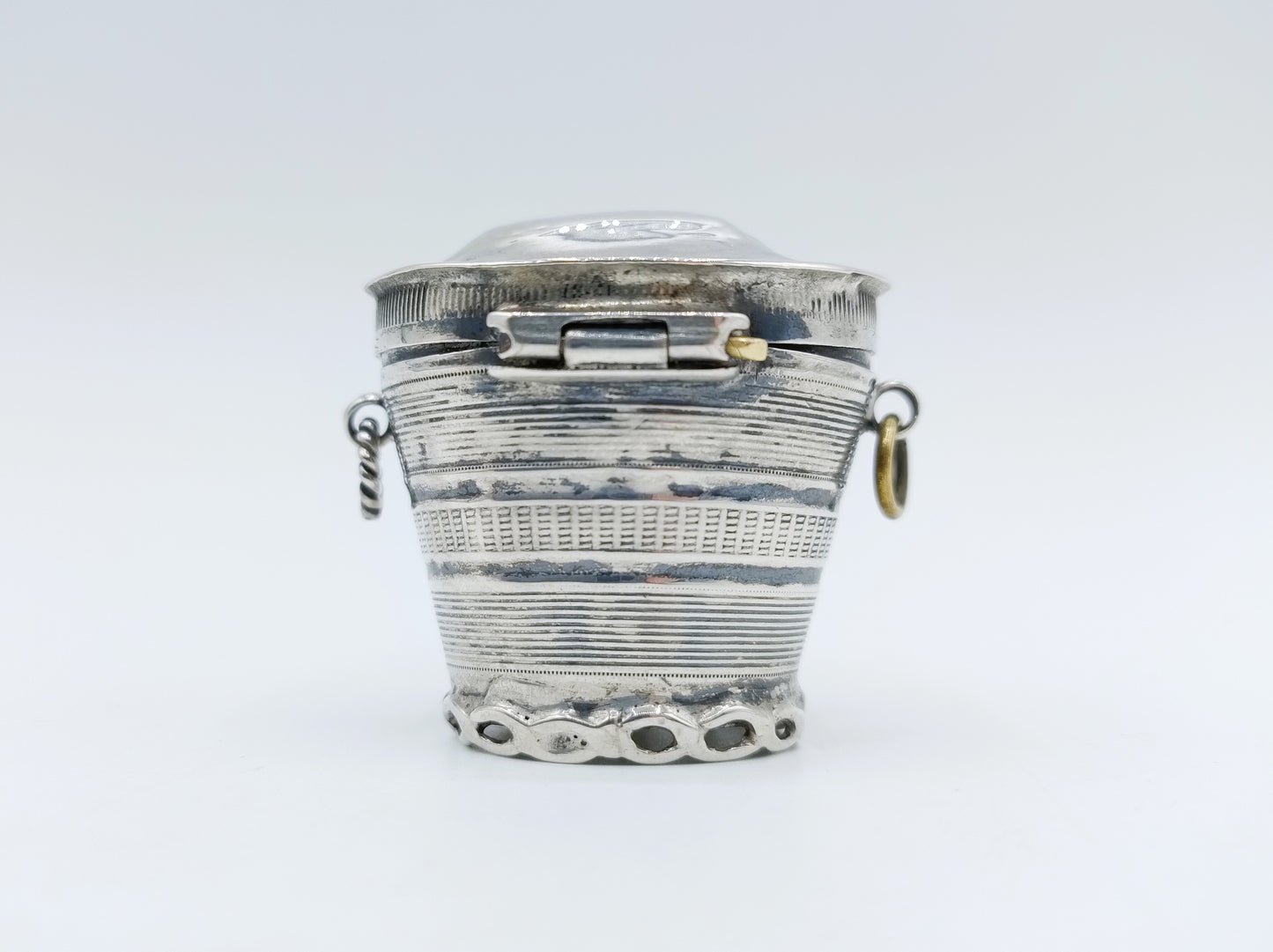 Silberne Loderein-Box, DH Greup, Schoonhoven, ca. 1840