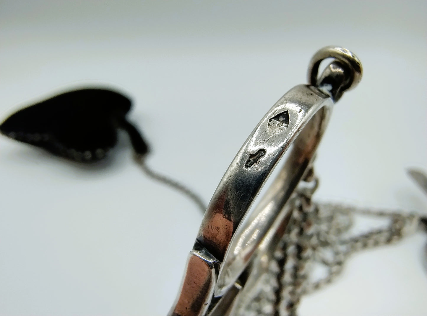 Silver chatelaine, H. Lintvelt, Amsterdam, 1814