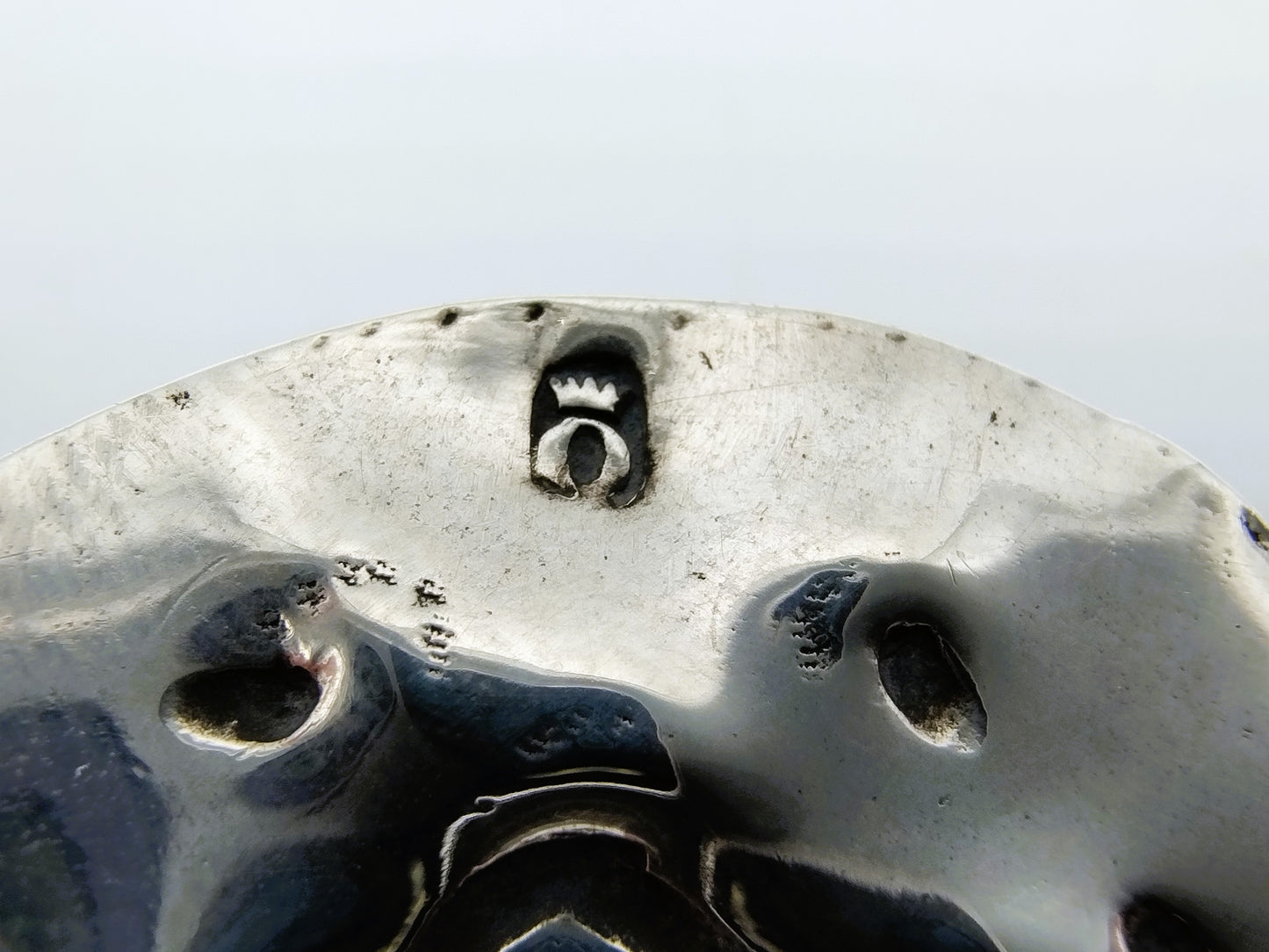 Silver strawberry bowl, Utrecht, Joan Both, 1720