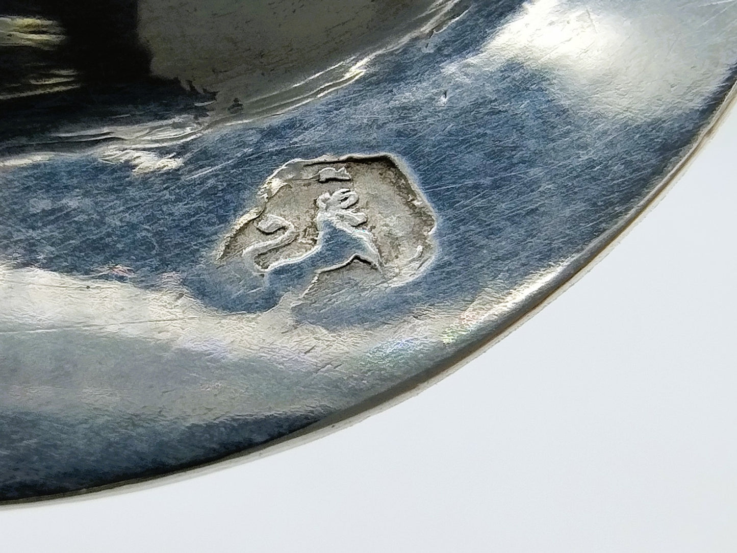 Silver serving spoon with mother-of-pearl handle, FJ de Leeuw, 's-Hertogenbosch, 1874