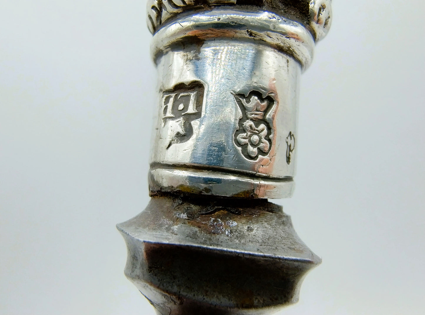 Carving set with silver handles, Dordrecht? 18th century