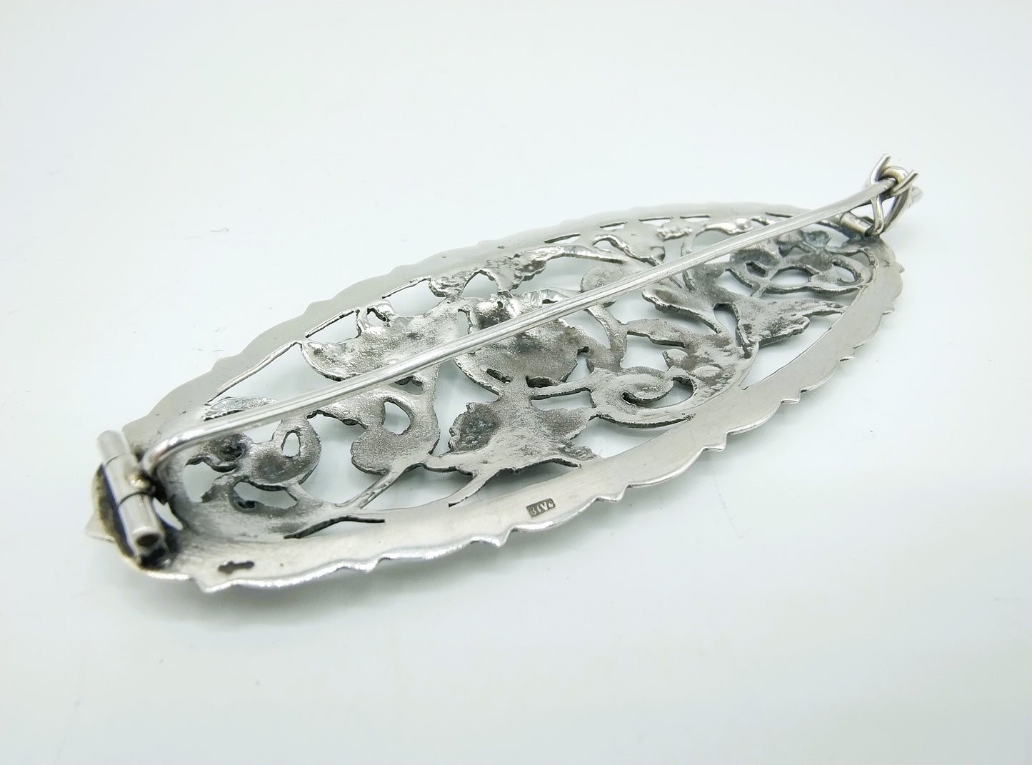 Silver flower brooch, Fa. Bijkamp and Co, Steenwijk,
