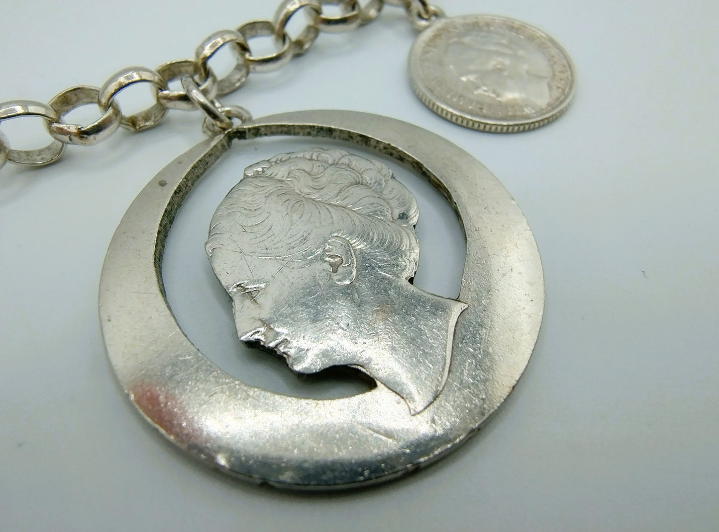 Zilveren jasseronketting met wilhemina munten, 77 cm