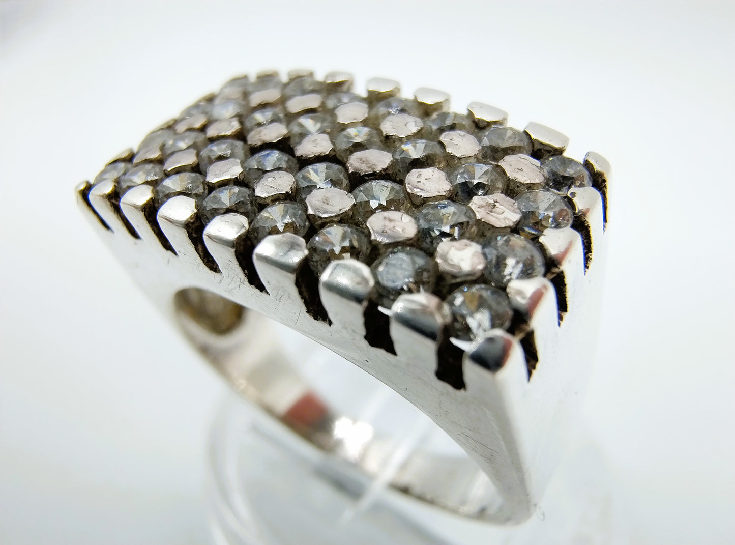 Zilveren ring bezet met zirkonia, 18 mm