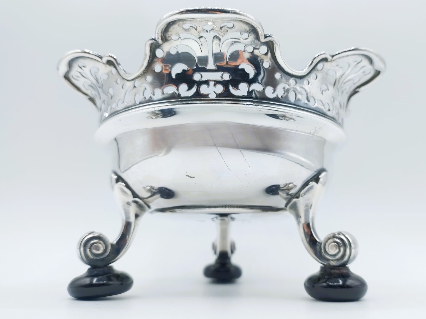 Silberschale aus Ofenrohr, C. Ketel, Amsterdam, 1744