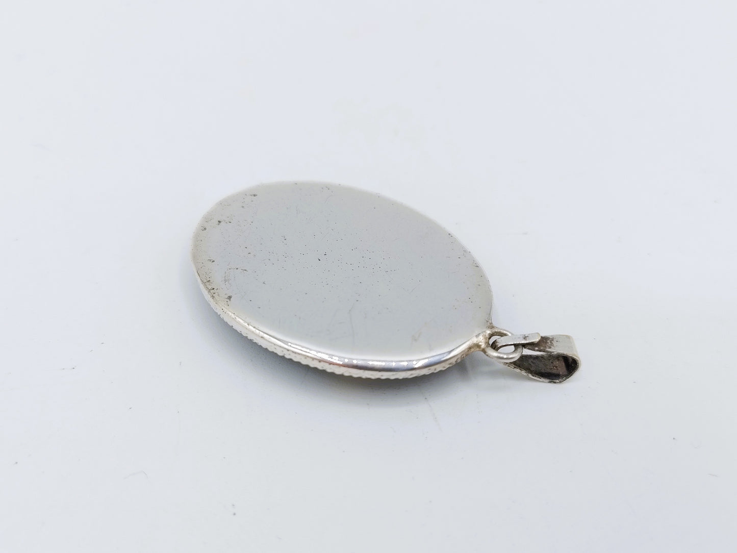Zilveren hanger met tijgeroog